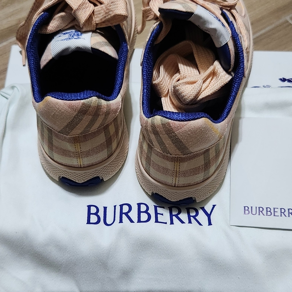 Burberry Women's Plaid Sneakers - Peach and Beige - Picture 3 of 6